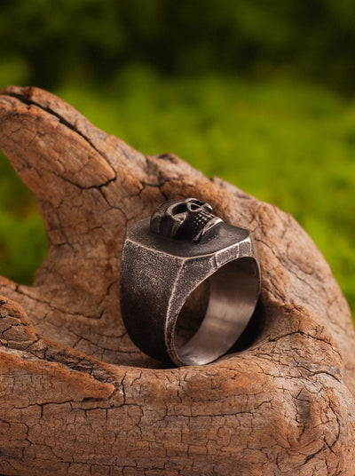 Skull Square Signet Ring