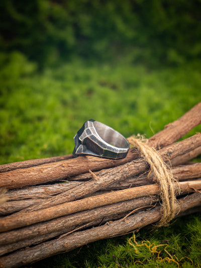 Gothic Cut Skull Ring