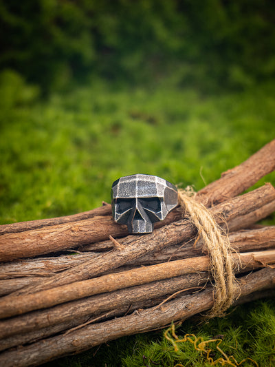 Gothic Cut Skull Ring