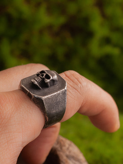 Skull Square Signet Ring