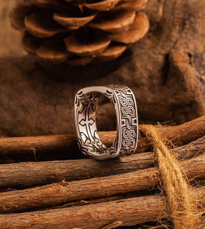 Celtic Knot Square Ring