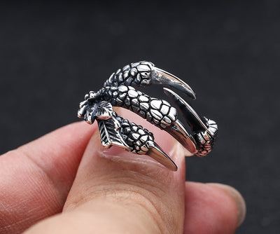 Punk Vintage Dragon Claw Ring