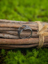 Skull finger heart ring