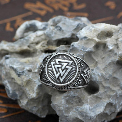 Infinite Vaknavi Viking Ring - Viking Jewelry - Urcsilver